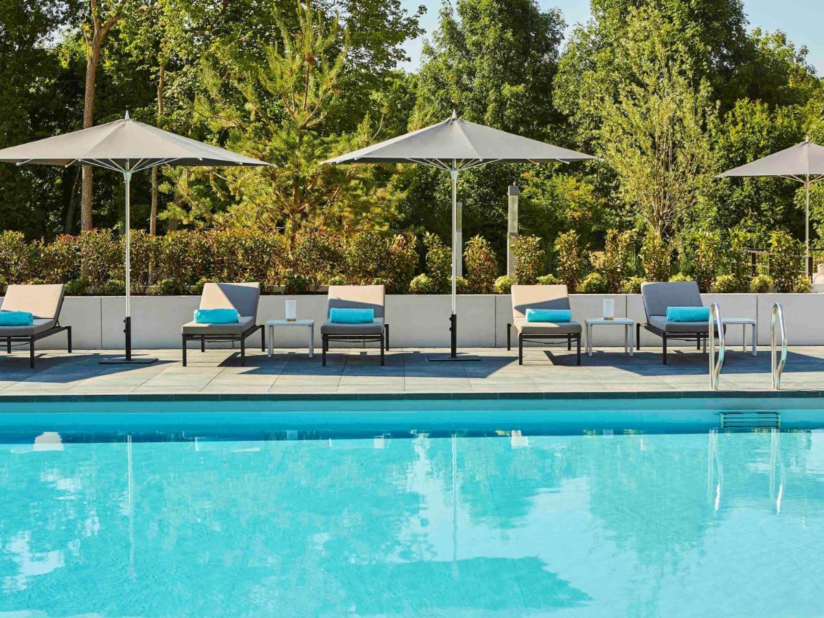 Le Domaine Des Vanneaux Golf Et Spa Mgallery Л'Иль-Адам Экстерьер фото