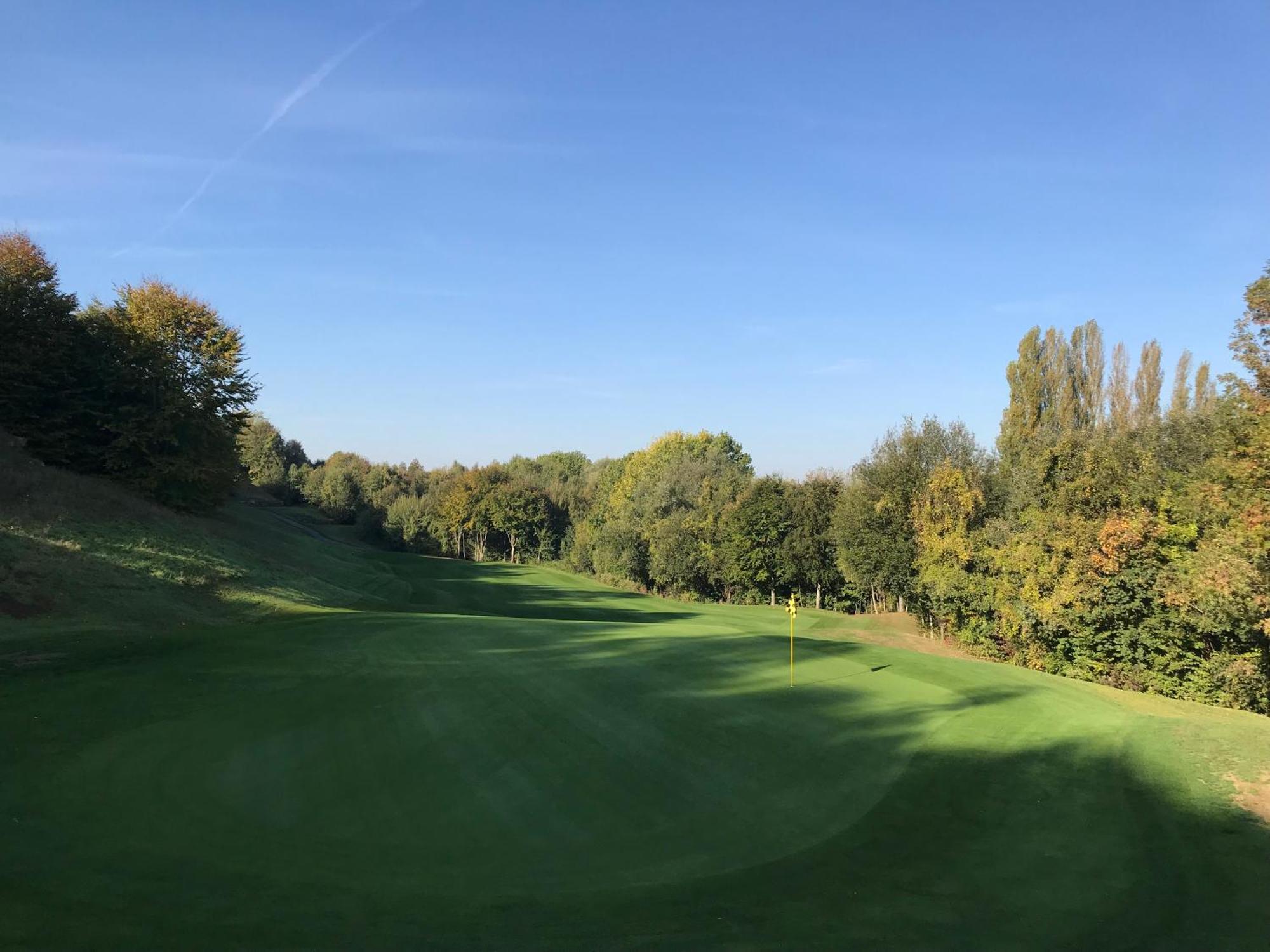 Le Domaine Des Vanneaux Golf Et Spa Mgallery Л'Иль-Адам Экстерьер фото